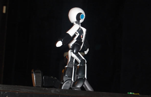 female robot 5 female robot 5